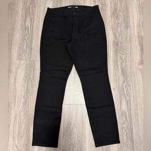 Old Navy Women’s Dark Black Straight Jeans